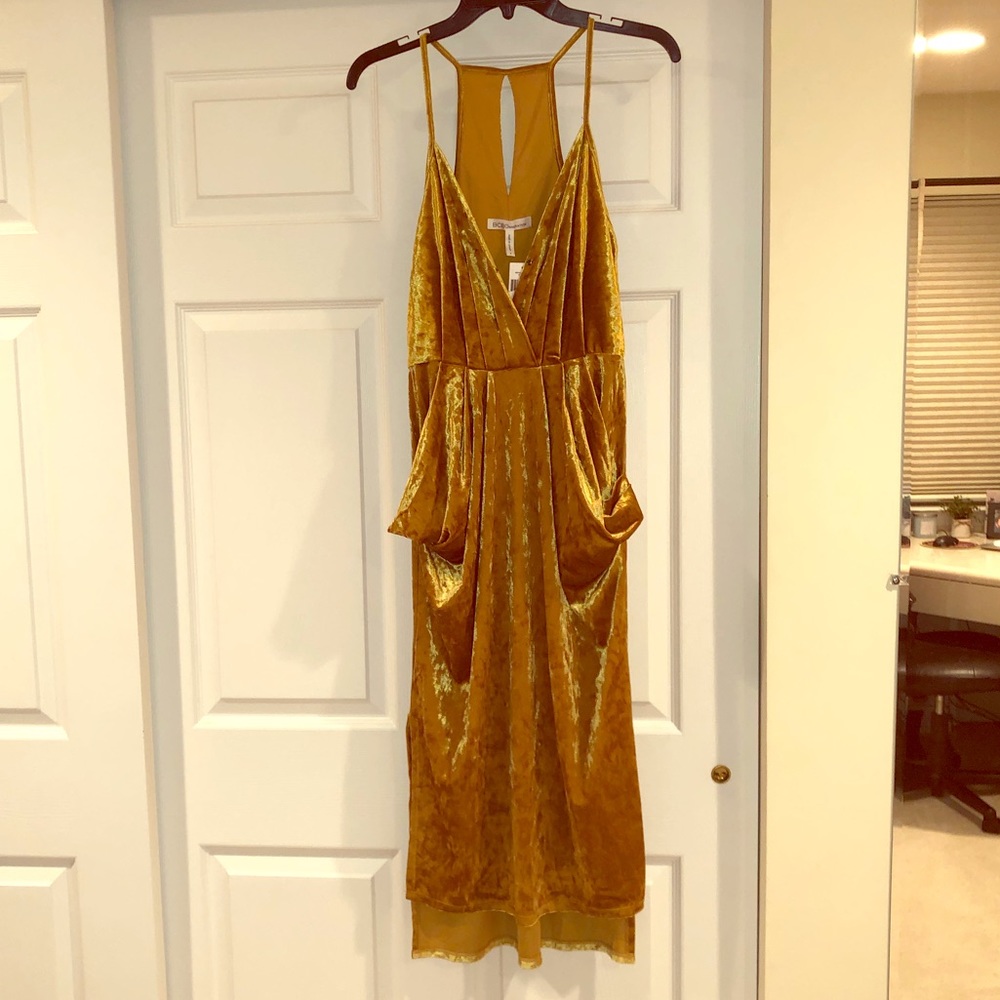 BCBGeneration velvety midi dress NWT